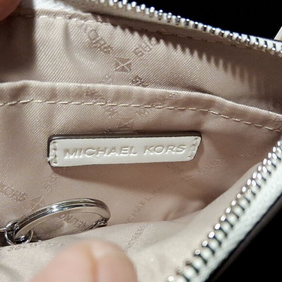 Michael Kors Jet Set Quilted Travel Zip Top Wallet with Coin Pouch Optic White - Picture 7 of 15